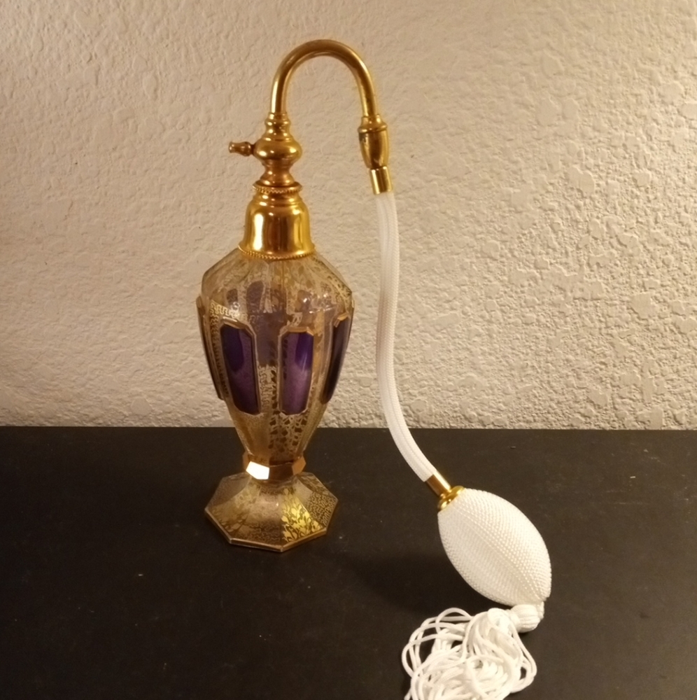 ANTIQUE 1920 DeVilbiss Encrusted Windowpane Gold Finish Perfume Atomizer Bottle.